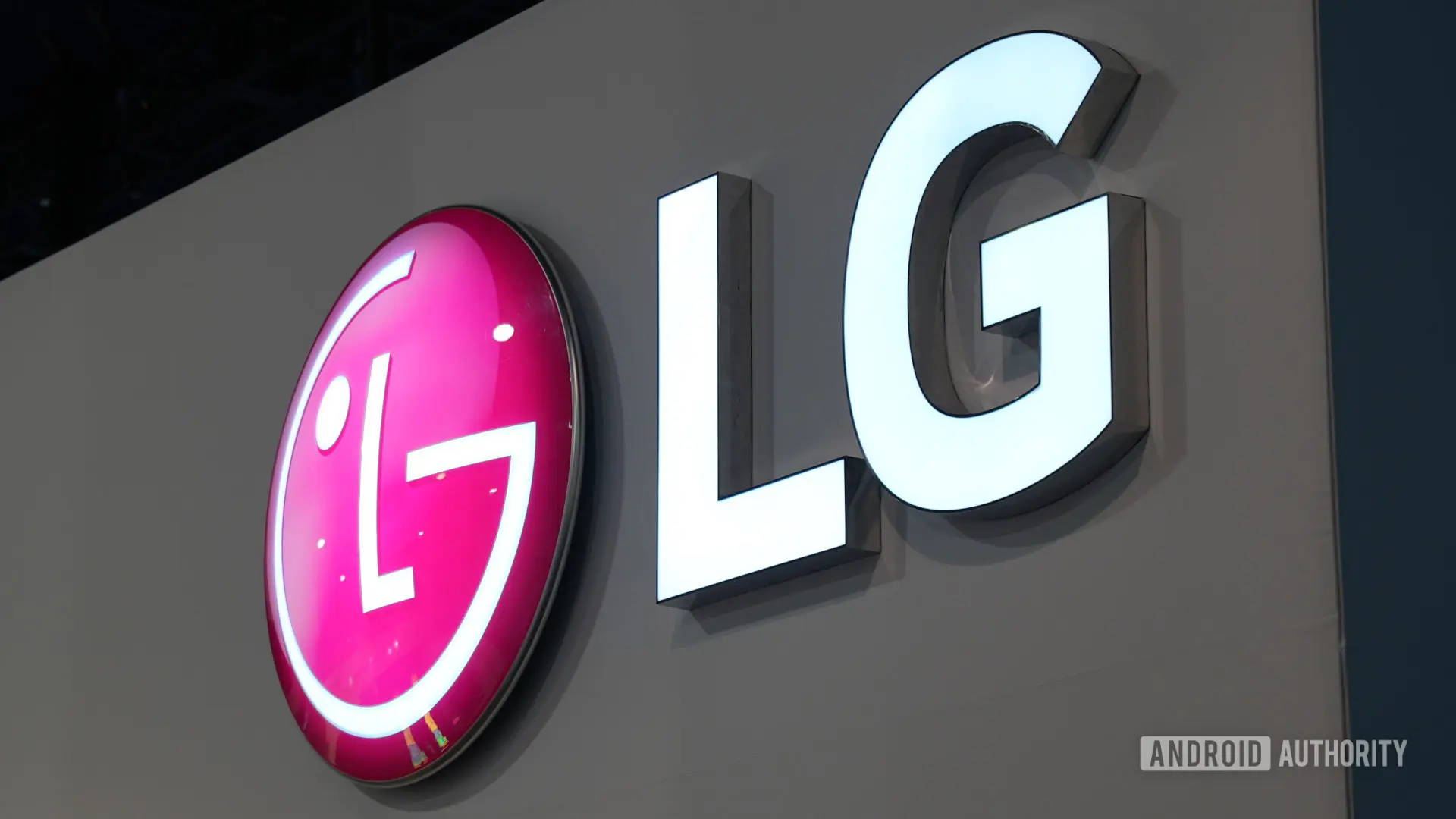 Microsoft talks LG into removing McAfee adware from its... monitors