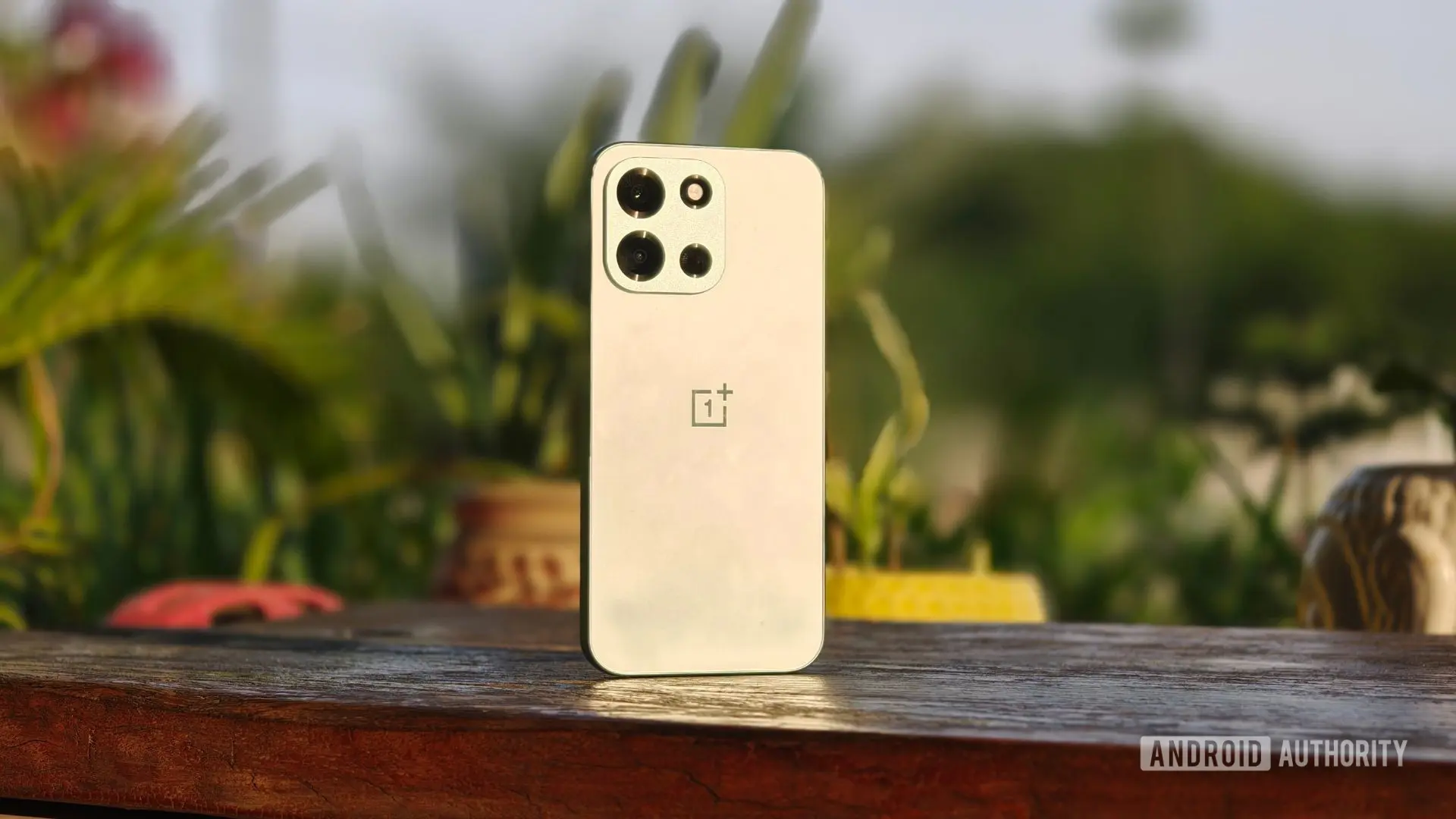 OnePlus reveals more changes for US users following exit announcement