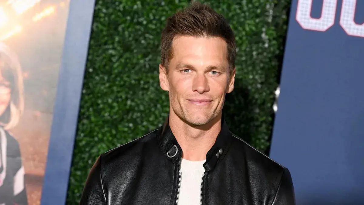 Tom Brady's handsome son Jack towers over family in rare photo with dad and half-siblings during swim outing
