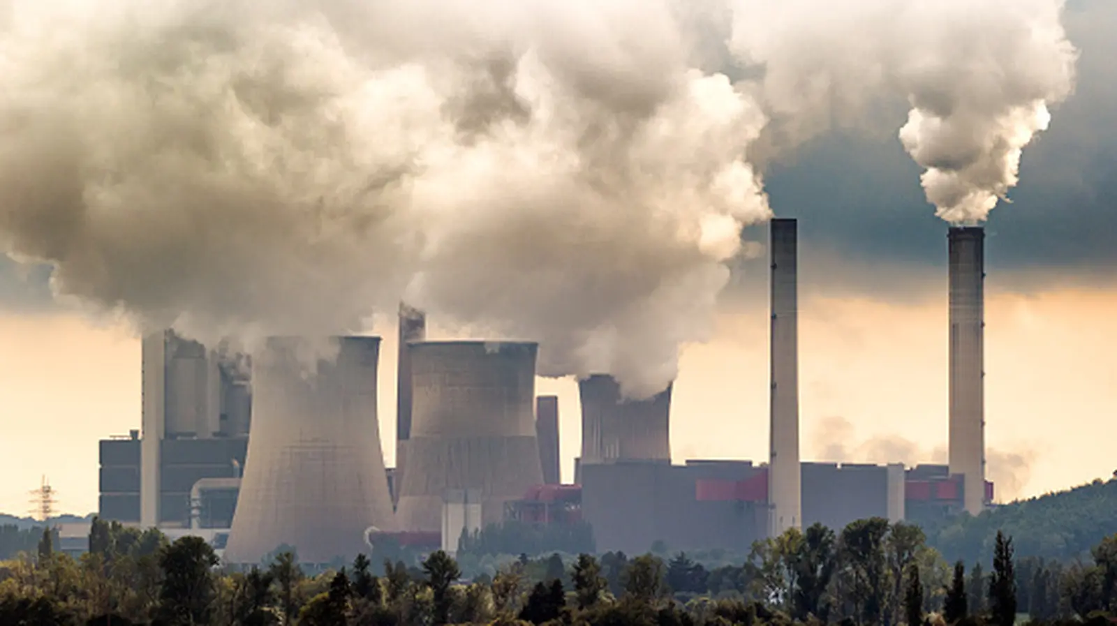How Many Solar Panels Would It Take To Replace One Coal Power Plant?